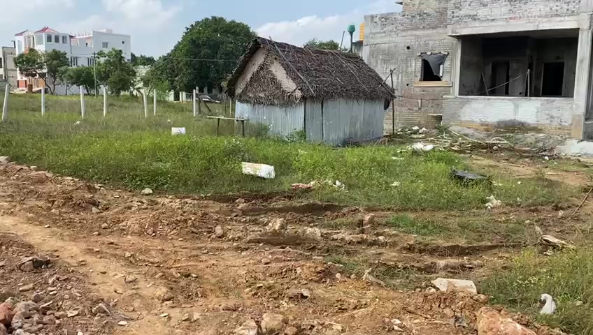 Plot For Sale  In Poochi Athipet