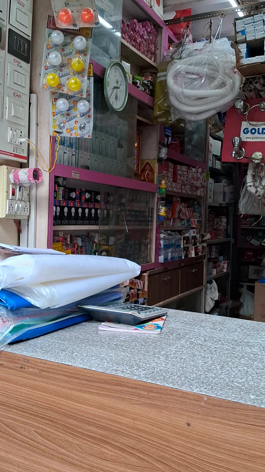 Shop in Lal Dongar, Mumbai for sale 