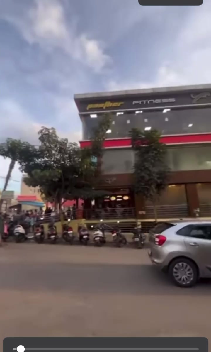 Shop in Sam's Funland, Bangalore for sale 