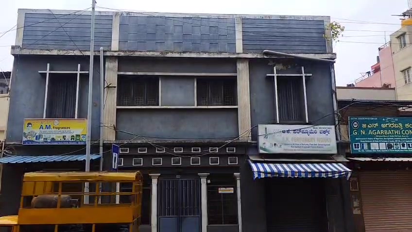 Godown/Warehouse in Cottonpete, Bangalore for sale 