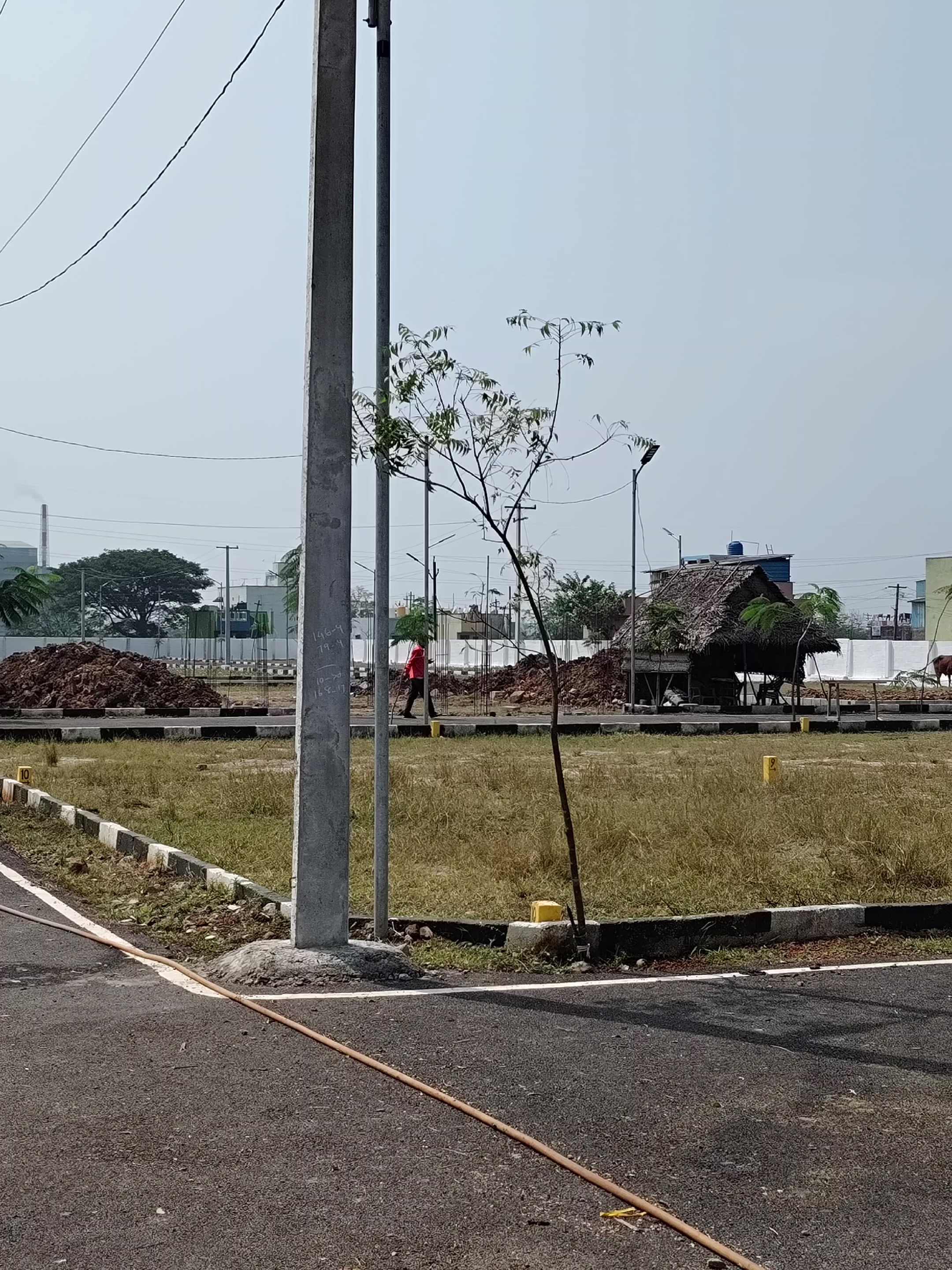 Plot For Sale  In Redhills