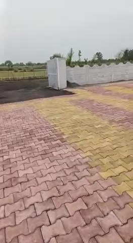 Plot For Sale  In Cheary Buildcon Pvt Ltd In Yamuna Expressway Property