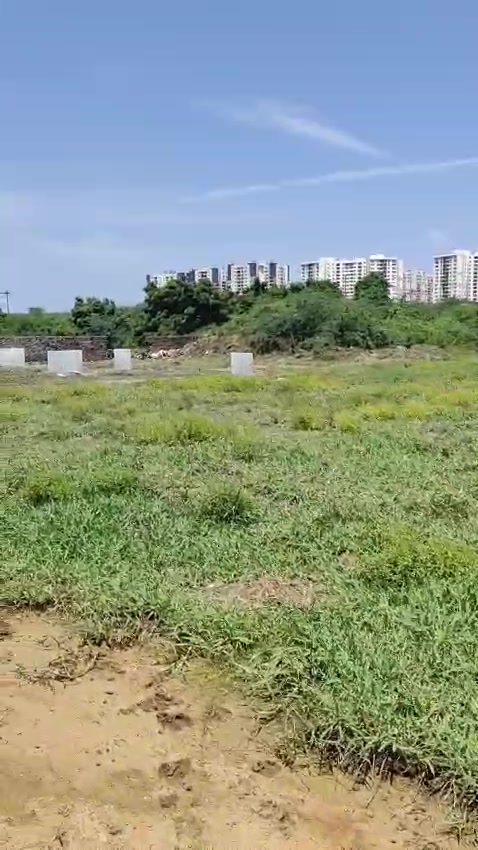 Plot For Sale  In Royal Seaview Compund In Kanathur